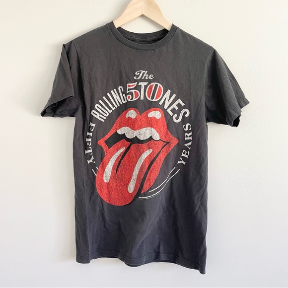 the Rolling Stones Tops - ROLLING STONES Graphic T-shirt